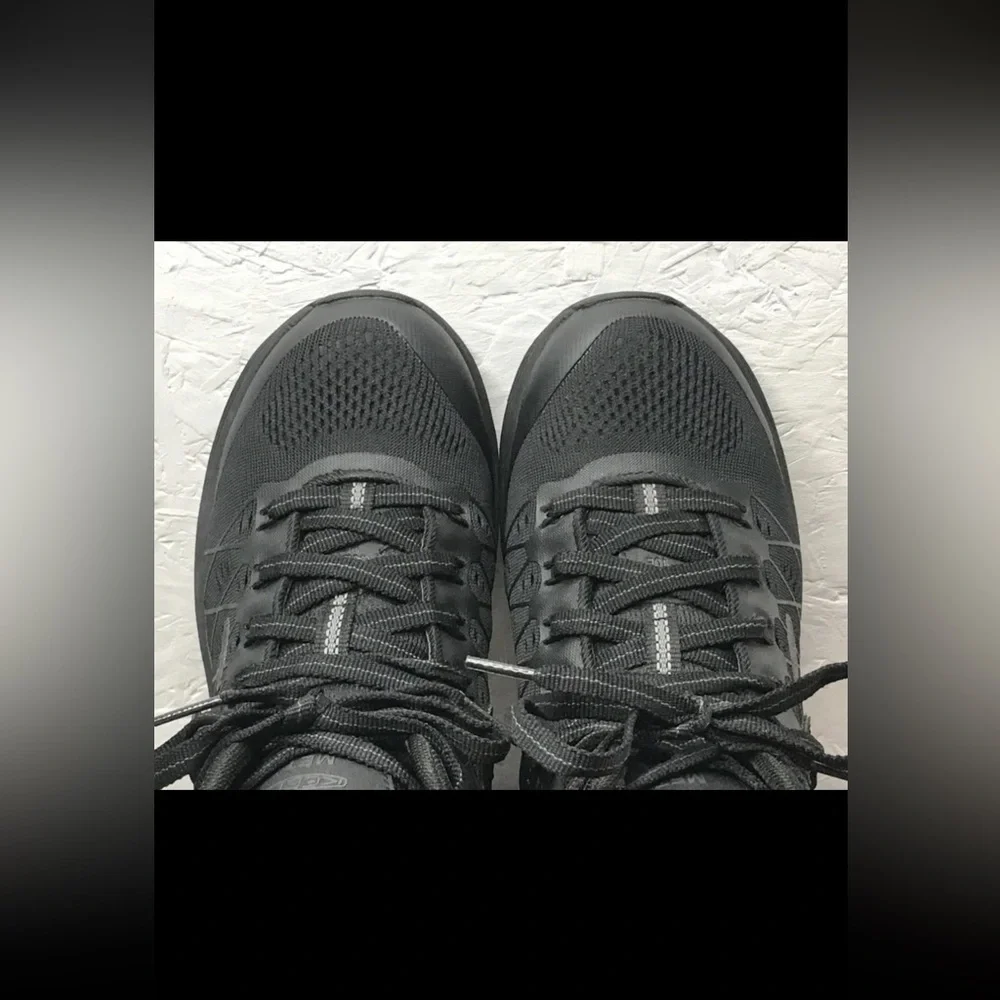 *Read Keen Utility Vista Energy Mid Women's 7W Black Work Boots Carbon Toe